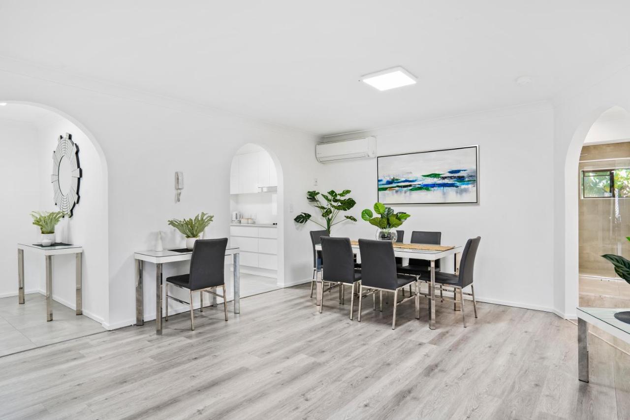 Coco Bella Retreat In Central Surfers - Sleeps 6-8 غولد كوست المظهر الخارجي الصورة