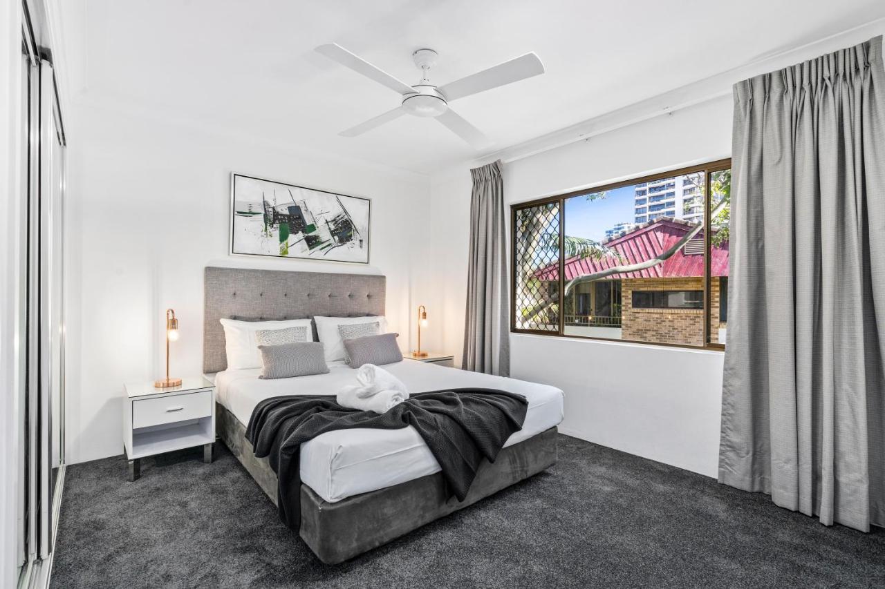 Coco Bella Retreat In Central Surfers - Sleeps 6-8 غولد كوست المظهر الخارجي الصورة